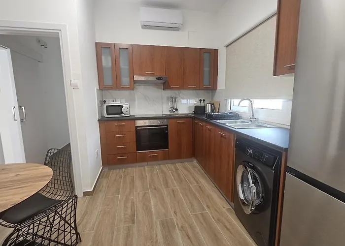 Hydra Comfort Nicosia