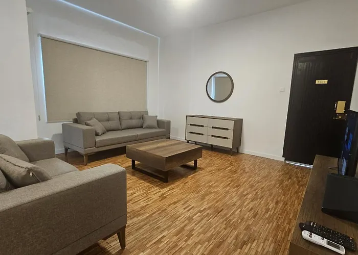 Hydra Comfort * Nicosia