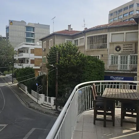 Hydra Comfort * Nicosia