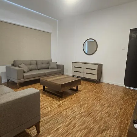 Hydra Comfort * Nicosia